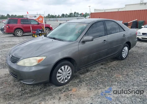 2002 Toyota Camry Le from USA, damaged, VIN 4T1BE32K92U587008